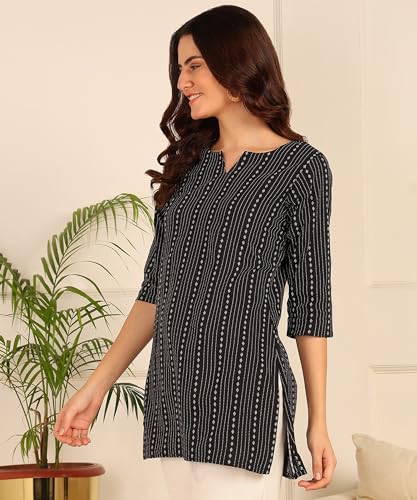 Image of DSK Studio Women's Cotton Short Kurti with Notch Neck Line 3 /4th Sleeves Abstract Pattern Short Length and Regular Fit