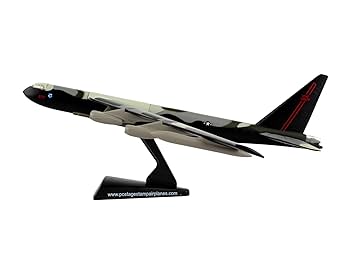 コレクターの方、必見！激レア！B-52 STRATOFORTRESS プラモデル コレクターの方、必見！激レア！B-52 STRATOFORTRESS プラモデル