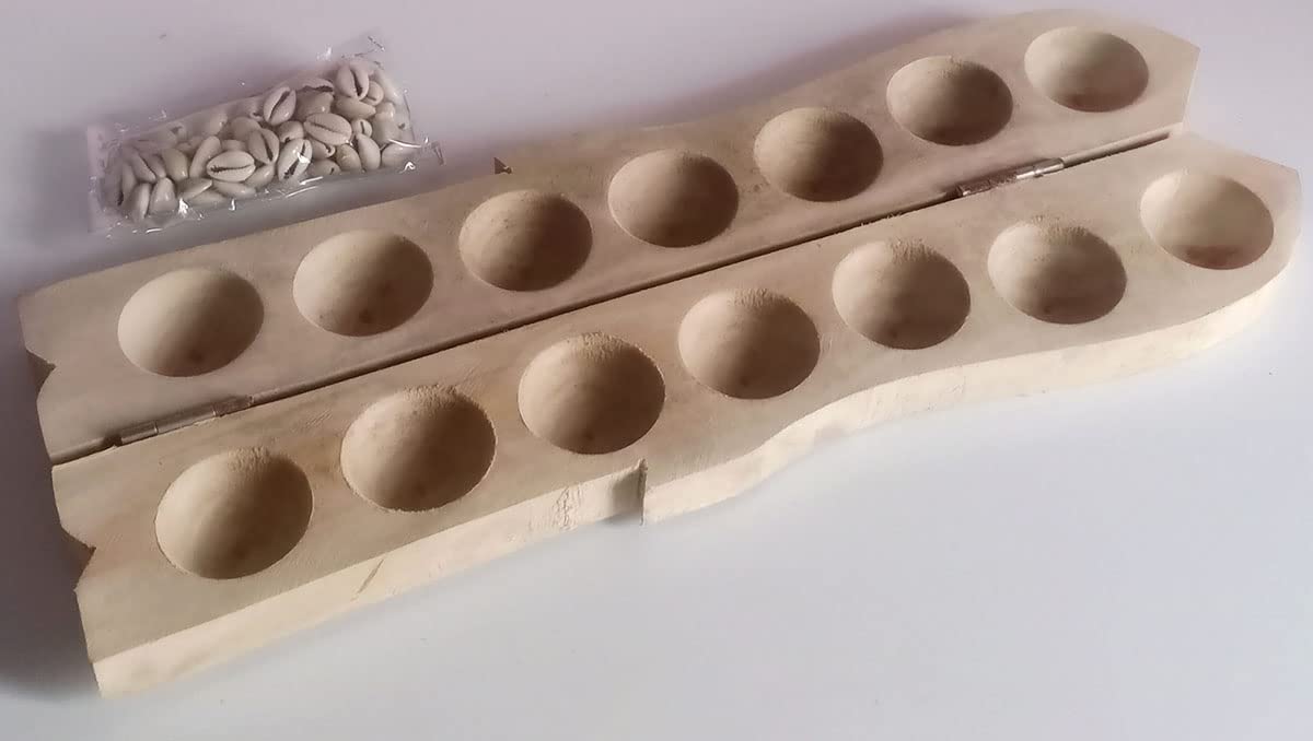 Pallanguzhi Traditional Ancient Indian Board Game with Sozhi