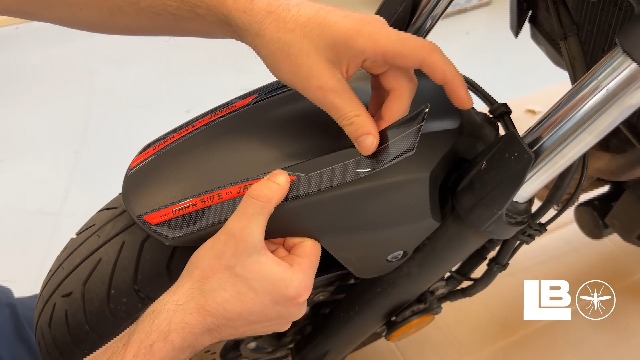 Stickers 3D Protecteurs de Visage Moto compatibles avec Yamaha MT-07 2025