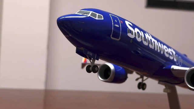 Amazon.com: Daron Skymarks SKR8268 Southwest Airlines SWA Boeing