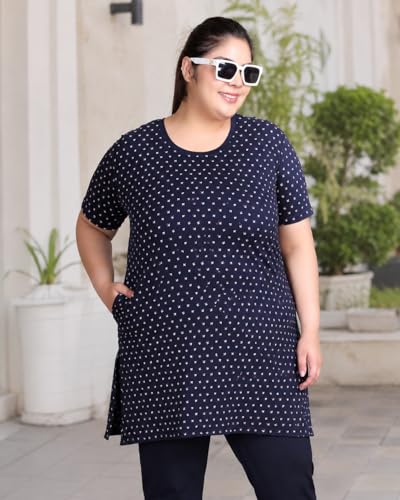 Image of In Love Women's All-Over Printed Cotton Plus Size Longline T-Shirt with Pockets