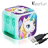 【LA LUZ NOCTURNA DE LOS NIÑOS scar ¿Sus hijos tienen miedo de la oscuridad? Este reloj de cabecera de unicornio ilumina diferentes luces LED, 7 colores cambiantes, crea diferentes ambientes, funciona como luz nocturna para niños, ¡excelente compañía! Nota: Si desea apagar la luz, el interruptor debe estar en el medio.