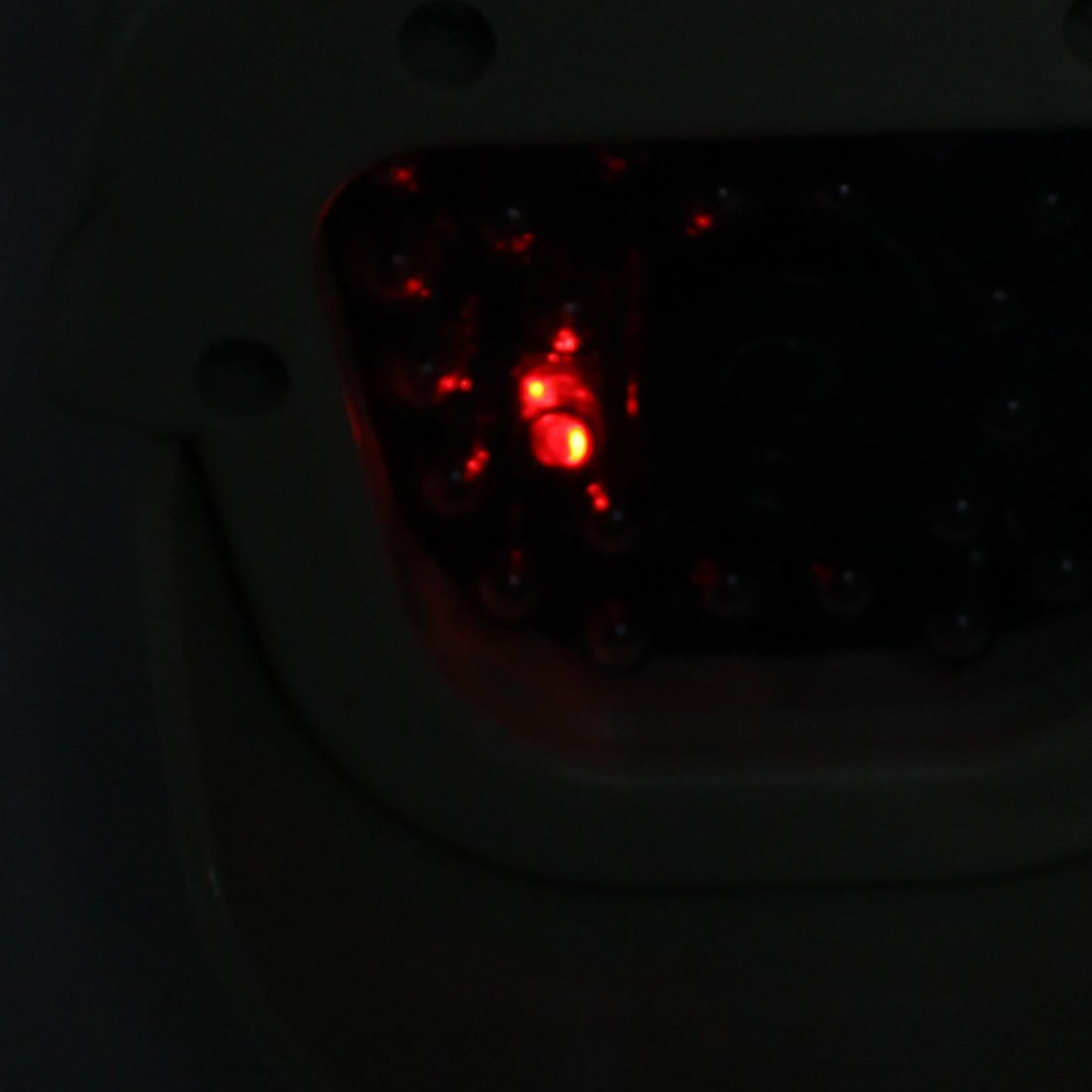 Aexit Wewnętrzna kamera do monitoringu słonecznego zasilana manekinem bezpieczeństwa CCTV ze światłem LED(CCTV factice de sécurité actionné par caméra solaire d'intérieur de surveillance avec LED