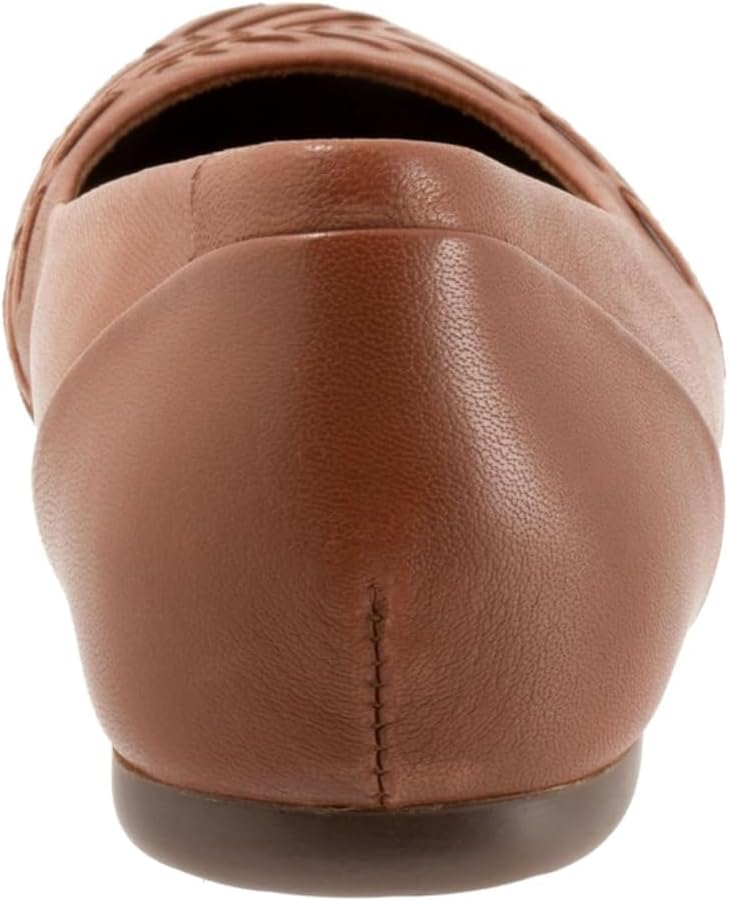 SoftWalk Women's Sonoma Weave Ballet Flat Luggage