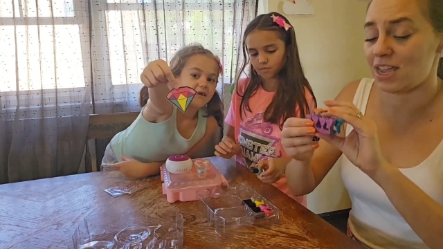 Amazon.com: Amagoing Kids Nail Polish Set for Girls, All-in-One