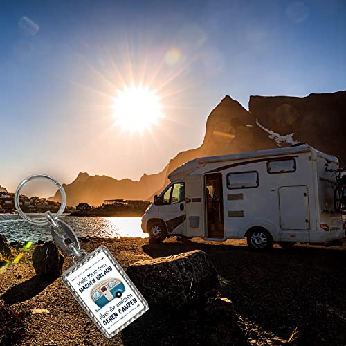 speecheese Die coolsten gehen campen Schlüsselanhänger mit Bordüre mit Wohnwagen praktischer Schlüsselring als schöne Geschenkidee für Freunde, die gerne mit dem Camper auf Reisen gehen