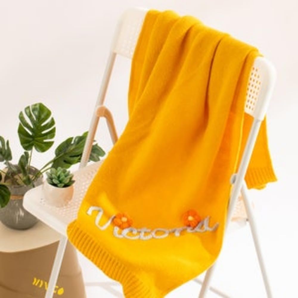 Couverture personnalisée bébé WOMB le cadeau de naissance idéal brodé main