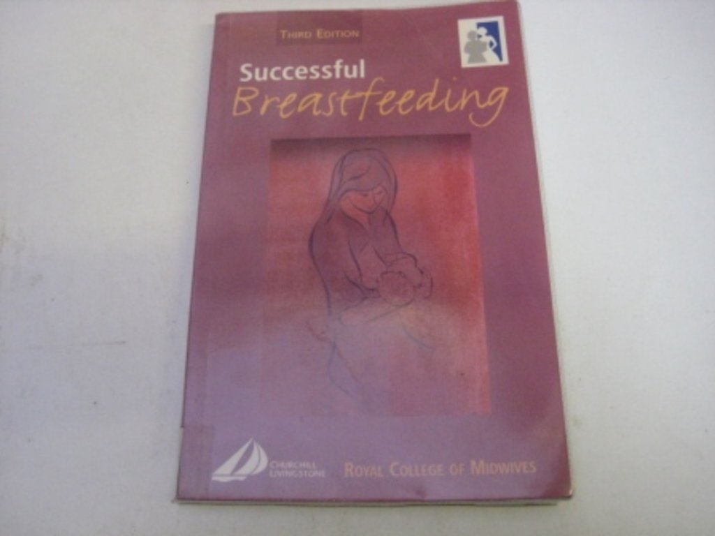Successful Breastfeeding Paperback Churchill Livingstone 9780443059674 3e