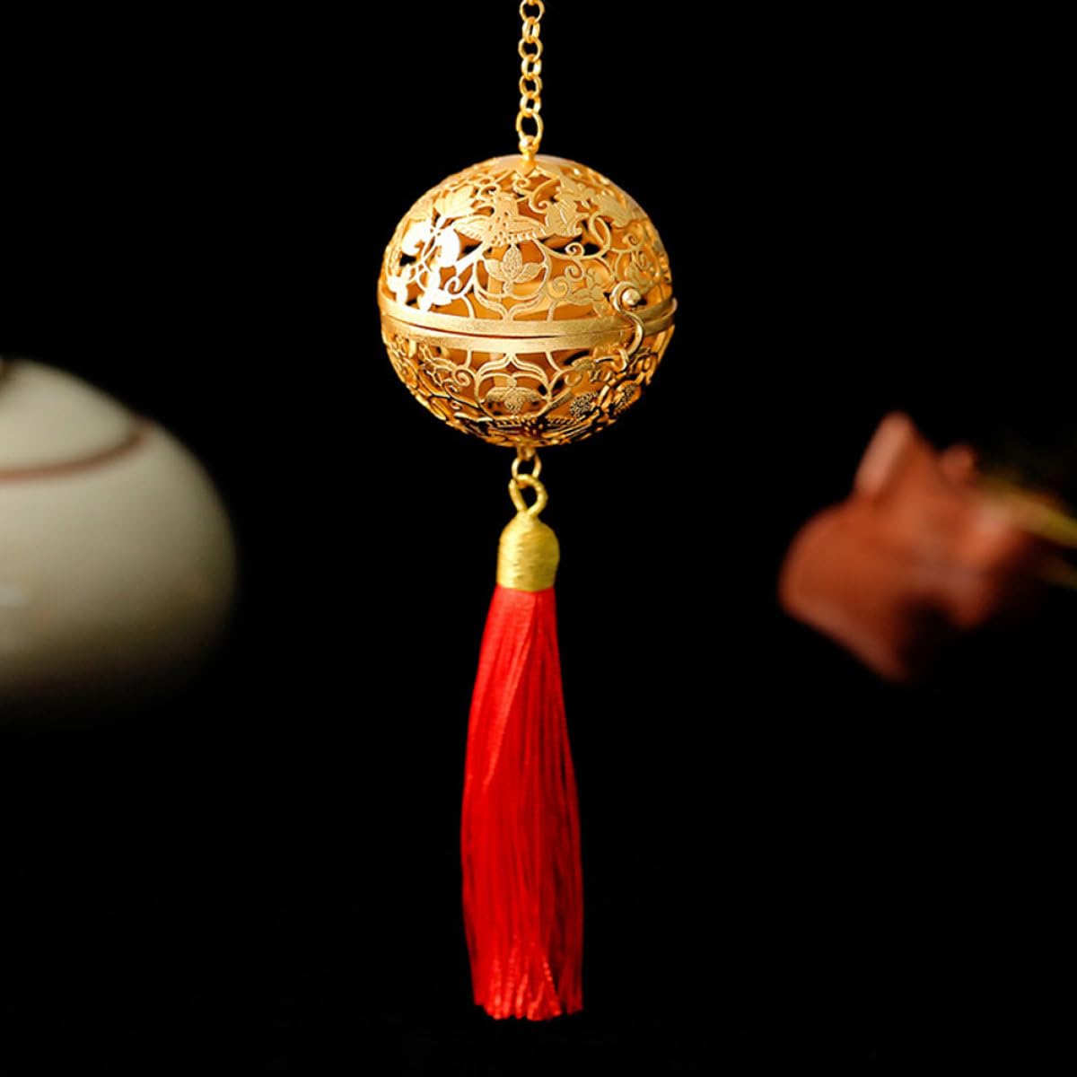 Didiseaon Difusor Colgante de Aromaterapia de Latón Abierto Bola Hueca Decorativa para Aceites Esenciales, Accesorio Perfumado para Mujer, Collar Aromático para Uso Diario y Obsequio