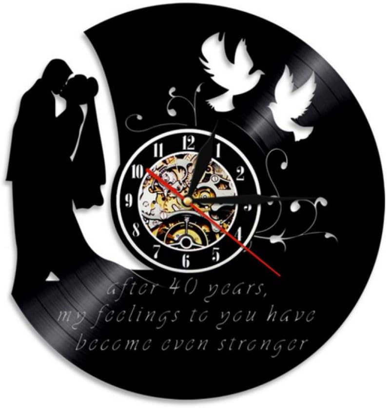 LWXJK Personalized Wedding Wall Clock Custom Marriage Anniversary Vinyl Record Wall Clock Mr and Mrs Wedding Home Decor Vintage Clock
