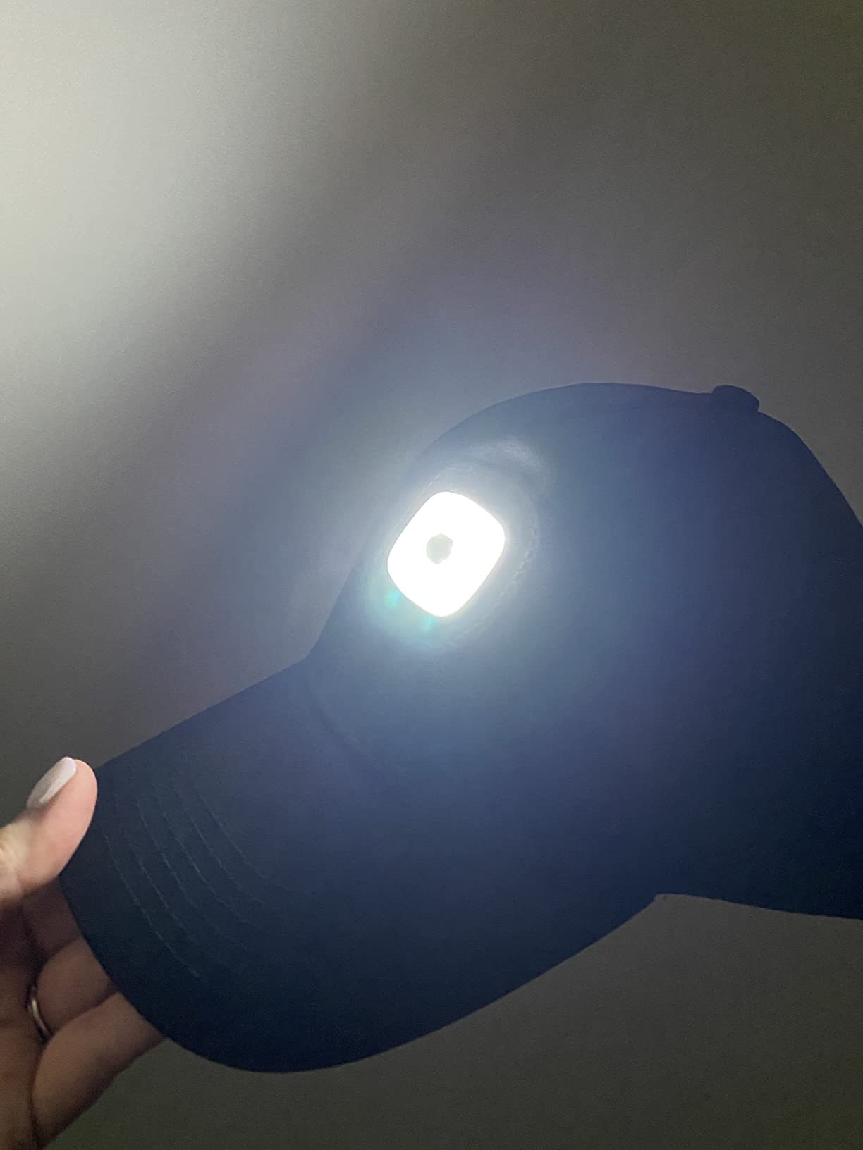 6/mo Finance Roq Innovation Headlight Hat LED Baseball Cap, Unisex