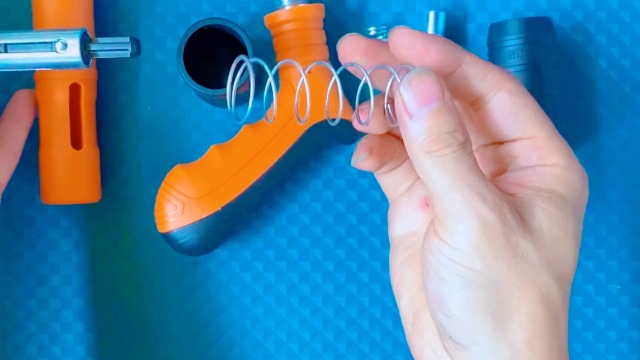 Pistola Sparachiodi Manuale Per Cemento - Con 50 Chiodi, 3 Marce Regolabili, Per Muri E Acciaio - Foto 8