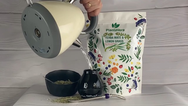 Planta Vera Yerba Mate Despalada + Zitronengras, Energie aus Brasilien, tolles Aroma aus Paraguay 700 g – Bild 8