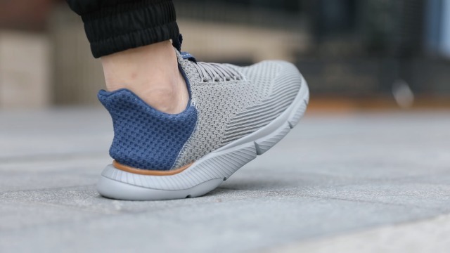 Lightweight Walking Shoes for Men