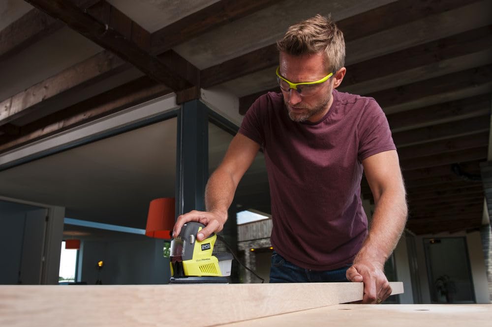 Ryobi Levigatrice Multifunzione a Filo 180W, Platorelli Intercambiabili Delta e Orbitale, 12.000 oscill./min, con 30 Accessori, RMS180-SA30