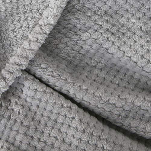 Exclusivo Mezcla Waffle Textured Extra Large Fleece Blanket, Super Soft And Warm Throw Blanket For Couch, Sofa And Bed (Light Grey, 50X70 Inches)-Cozy, Fuzzy And Lightweight #TOP5