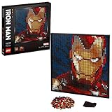 Dieses quadratische LEGO Art 3-in-1-Set ist 40 cm breit und 40 cm hoch. Präsentieren Sie das Porträt an einer Wand oder in einem Regal, um die Details besonders hervorstechen zu lassen. Ein tolle Belohnung für Sie selbst und ein cooles Geschenk für einen anderen kreativen Baumeister, der für Superhelden oder Iron Man schwärmt