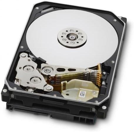 Внатрешна view of HGST Ultrastar He8 showing platters and read/write heads