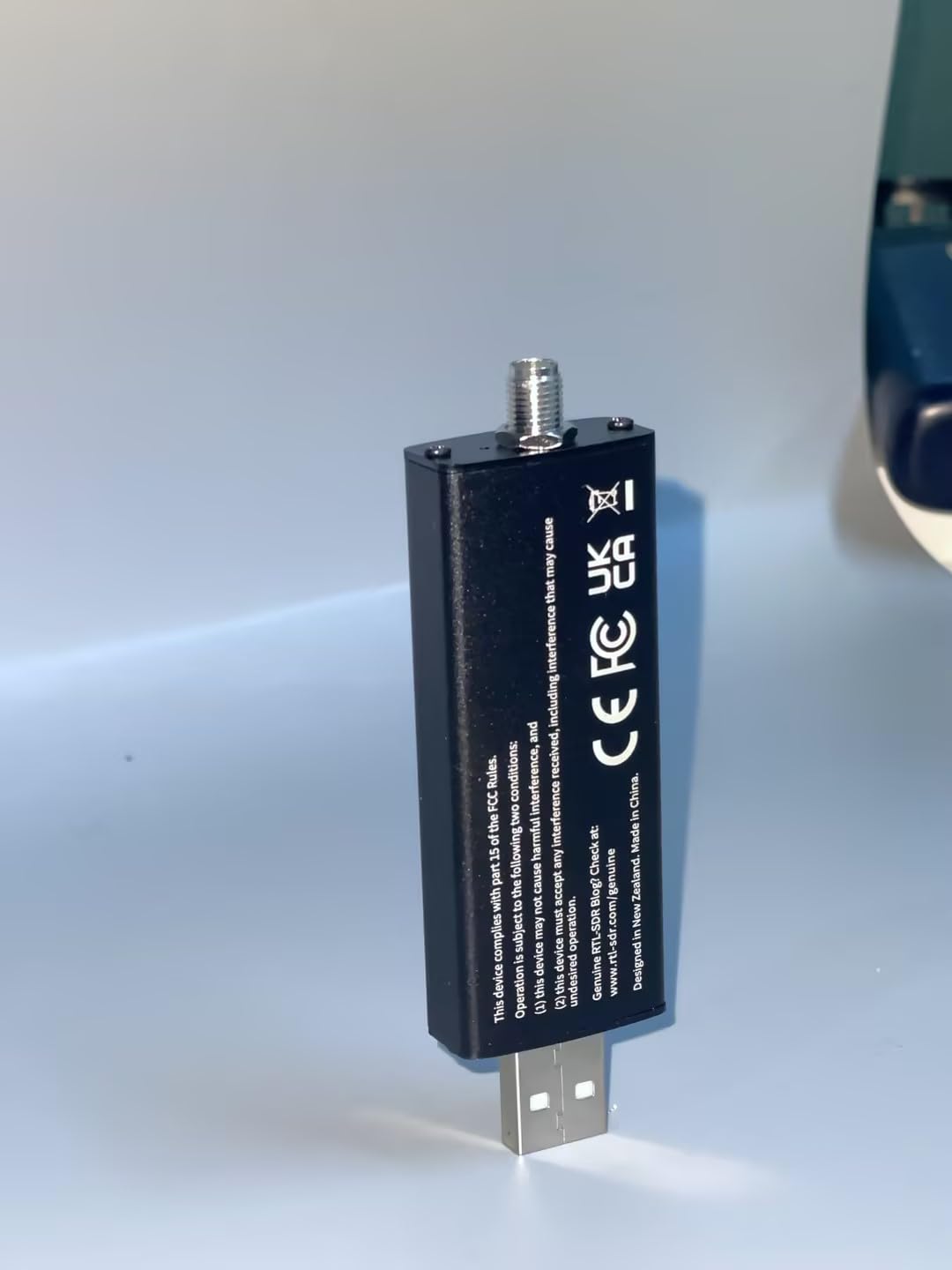 SDR V4 Ricevitore Radio Software Defined, 500kHz-1.7GHz, HF/UHF/VHF, TCXO 1PPM, Bias-Tee, Case in Alluminio