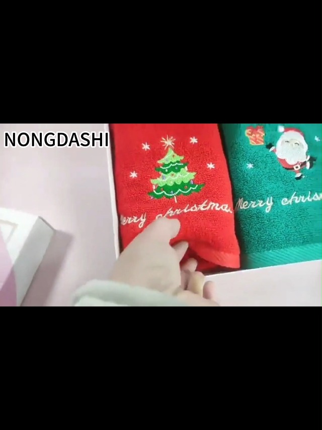 Set 2 asciugamani viso + ospite natalizio con Babbo Natale