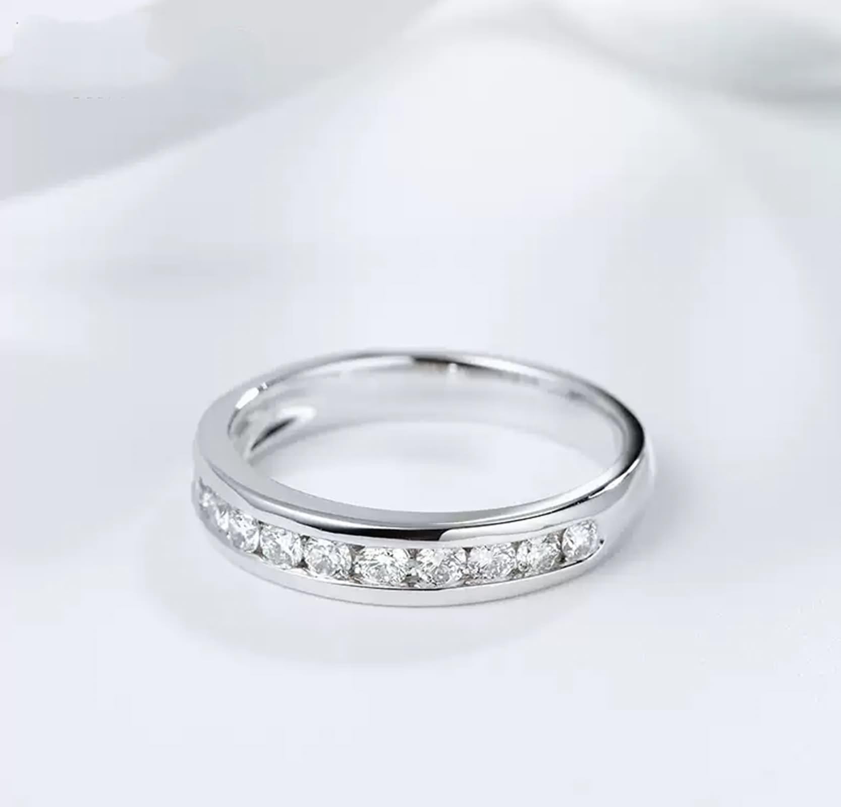 Zestaw pierścionków zaręczynowych, srebro z 0,35 ct diamentem Pt950 i białym złotem