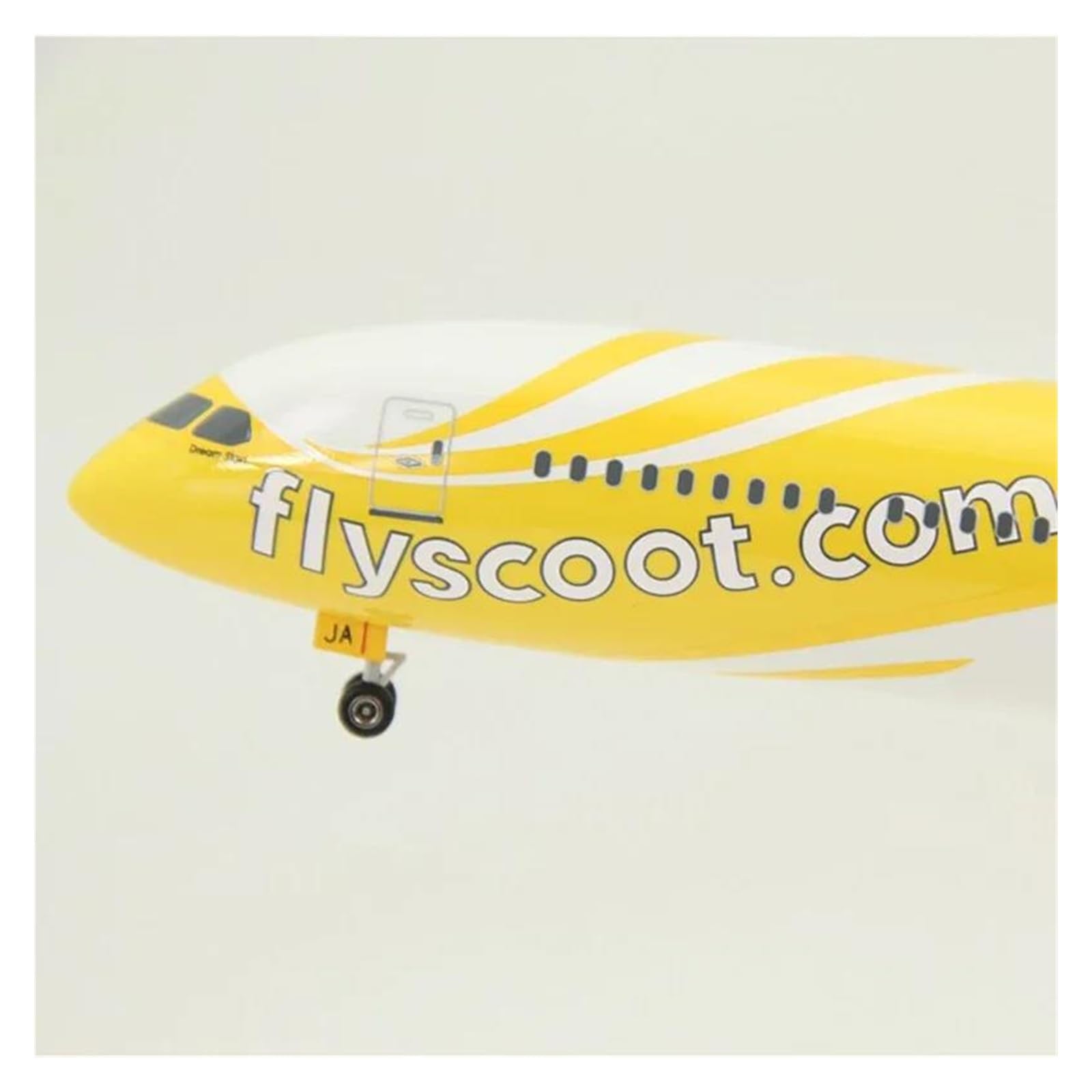 Amazon.co.jp: 航空機 B787-9 スクート航空シンガポール ABS