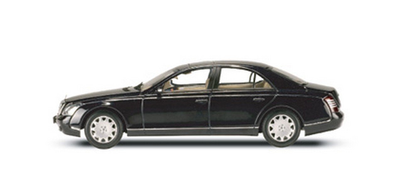 AutoArt Maybach 57 SWB schwarzmetallic 1:43