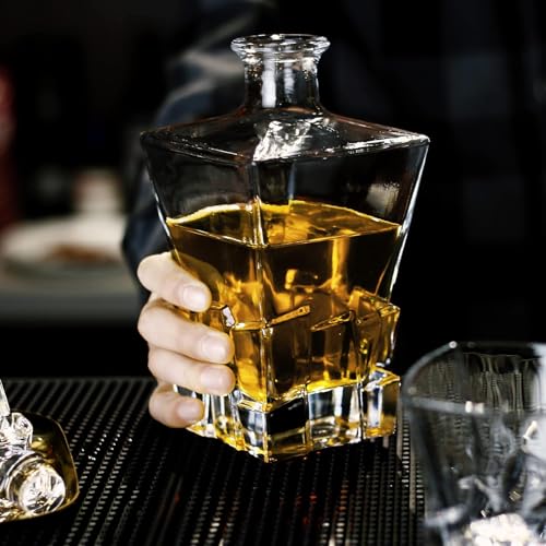 Image of Vilon Whiskey Decanter with Glass Stopper, Crystal Glass Liquor Decanter for Alcohol, Wine, Scotch, Brandy, Vodka or Bourbon decanters | 850 ML | Clear (Stone Decanter)