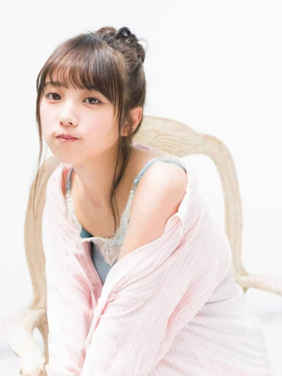 Amazon.co.jp: 乃木坂46 与田祐希 L判 写真 50枚 まとめ売り 