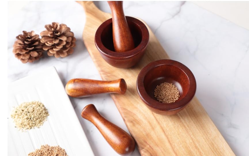 Lacquered Mini Wooden Mortar & Pestle Grinding Bowl Set Garlic Crush Pot Kitchen Tool (Brown, Small)
