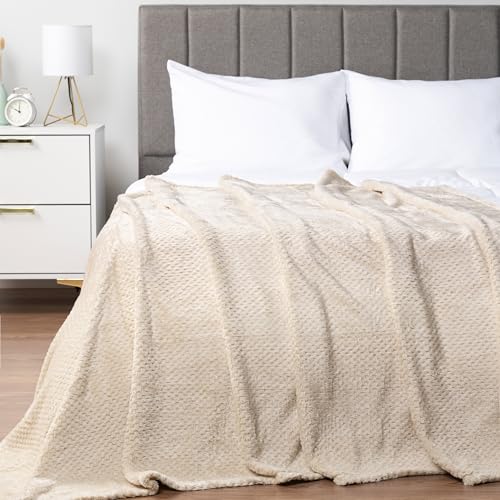 PAVILIA Beige Cream Throw Blanket for Couch Bed, Soft Fleece Throws for Sofa Chair, Fuzzy Waffle Textured Blanket, Cozy Warm Lightweight All Season Blanket Throw, 50x60 PAVILIA Beige Cream Throw Blanket for Couch Bed, Soft Fleece Throws for Sofa Chair, Fuzzy Waffle Textured Blanket, Cozy Warm Lightweight All Season Blanket Throw, 50x60