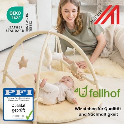 Fellhof Lammfellbürste mit Reinigungskamm und ergonomischem Griff | Pflegebürste für Lammfellprodukte | Sanfte und effektive Fellpflege | Inkl. Baumwoll-Windel