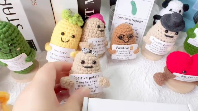 Emotional Support Pickle Crochet Doll - Funny Positive Gag Gift For Women & Men