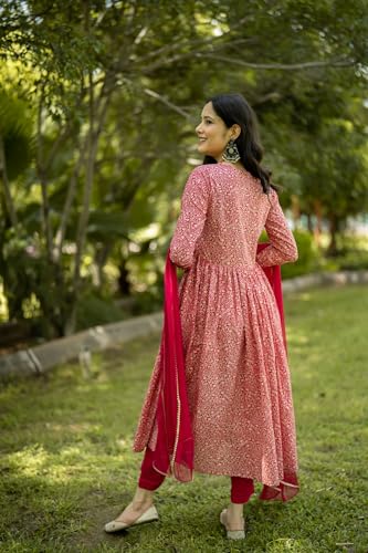 Image of GoSriKi Women's Rayon Blend Printed Kurta with Pant & Dupatta