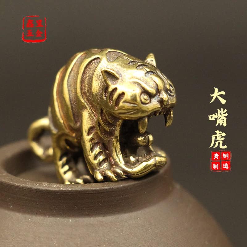 Brass luck mascot pendant Copper exorcism Amulet keychain Small ornaments 复古黄铜老虎汽车钥匙扣挂件礼品生肖虎男士钥匙链