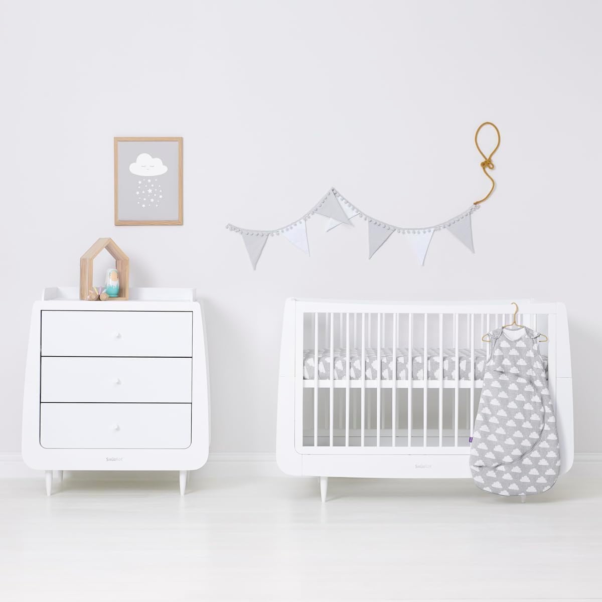 Snuz Pouch Schlafsack Baby - Superweiche Baumwolle, Erleichtert den Nachtwechsel, Ideale Baby Erstausstattung Neugeborene - Perfektes Babyparty Geschenk, Cloud Nine 0-6 Monate, 2.5 Tog, Ganzjährig
