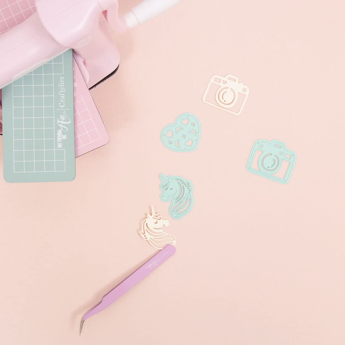 Präzisions-Pinzette Mit Gebogener Spitze – Pink | Für Stanzschablonen, Scrapbooking & Basteln | Inkl. Schutzkappe