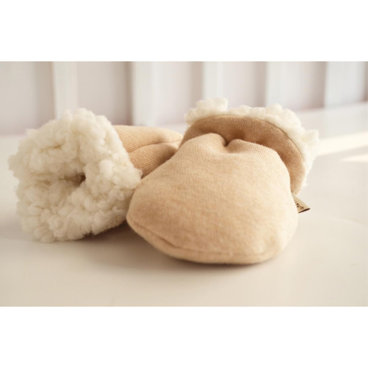 FOMIYES Scratch Winter Gloves Thickened Cotton Hand Covers for Boy Girl Warm Mittens Light Brown for Autumn and Winter Use Fits