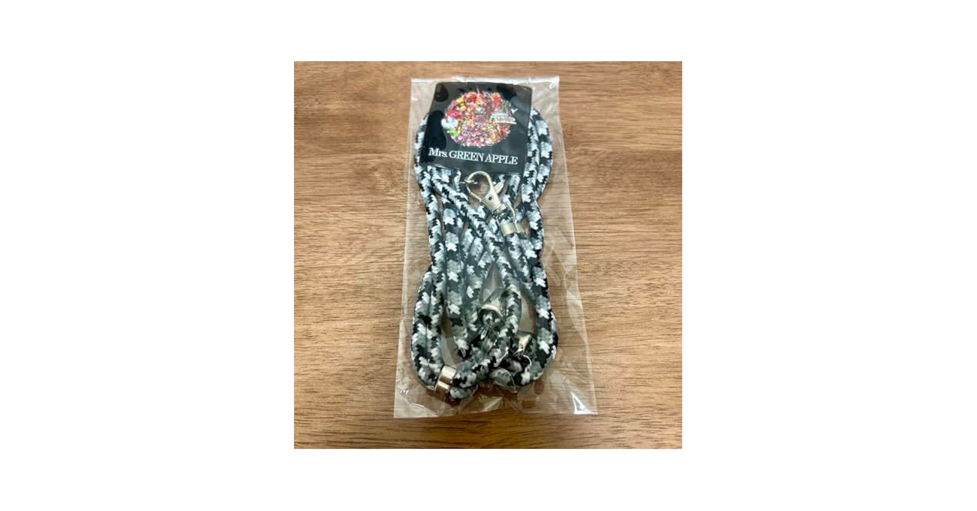 Amazon.co.jp: Mrs. GREEN APPLE ミセス ANTENNA FC スマホ