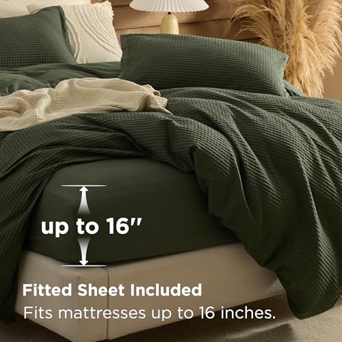 Image of Bedsure Cotton Waffle Duvet Cover Set with Fitted Sheet, King, Olive Green | Waffle Texture, Breathable, Skin-Friendly, OEKO-TEX Certified, Good Housekeeping Seal, All-Season, Machine Washable