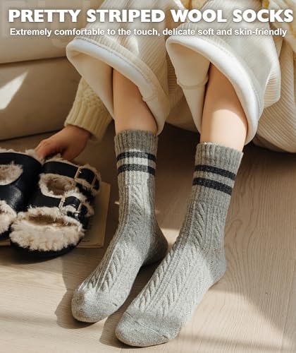 Image of IIG 5 Pairs Women's Vintage Style Thick Wool Warm Winter Crew Socks