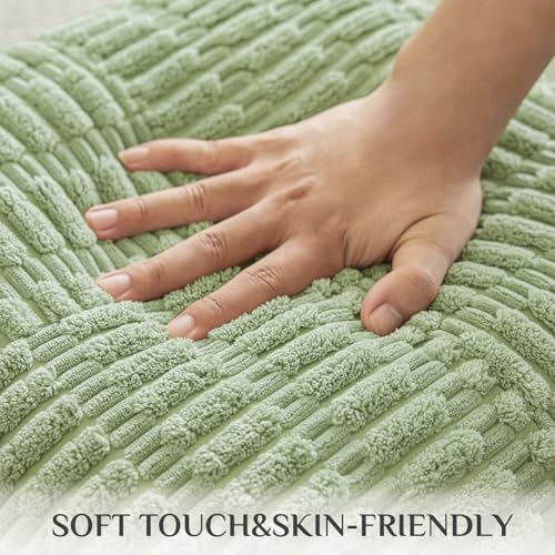 Housses de coussin velours Softalker pour rénover un canapé