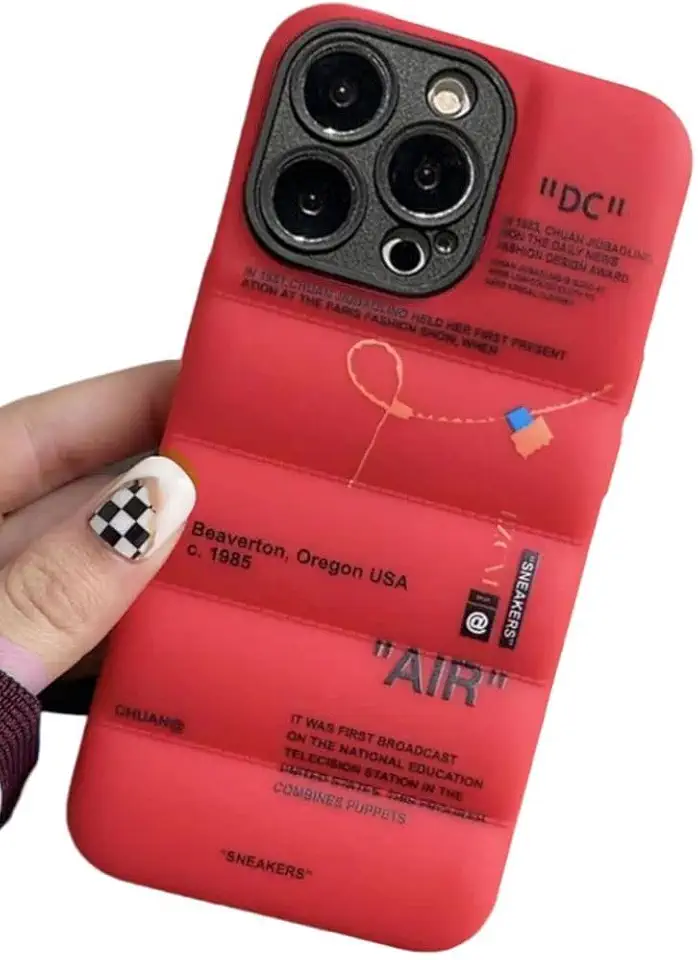 IAIYOXI Capa acolchoada com design de marca de sapatos esportivos para iPhone 13 Pro, tênis com etiqueta branca ou preta, capa macia vermelha para iPhone 14 13 12 11 Pro Max Plus X XS XR 7 8
