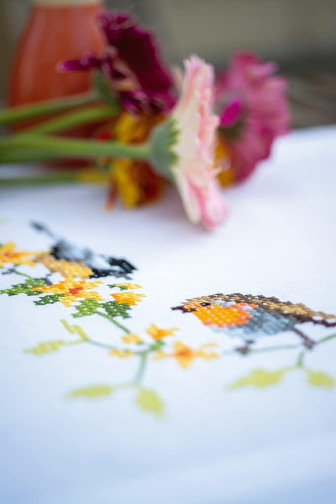 Vervaco Embroidery Kits Cross Stitch Table Runner DIY Kit, Tablecloth to Embroider with Embroidery Image in Modern Design, Cotton and Embroidery Thread, 16 x 40 Inches, Songbirds