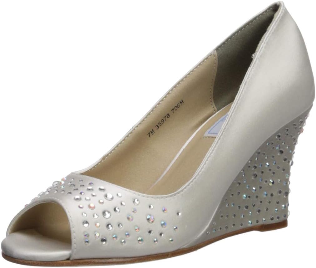 Liz Rene Couture Kathy womens Pump