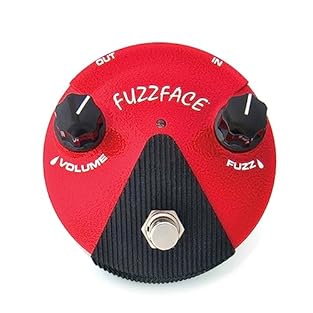 Based on mid '60s Fuzz Faces with slightly mismatched germanium transistors Legendary Fuzz Face tones in a pedalboard-friendly housing Status LED, AC power jack & battery door Model Number: FFM2