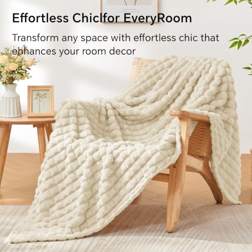 Image of BEDELITE 3D Checked Beige Fleece Throw Blanket for Couch, 50x60 Inches