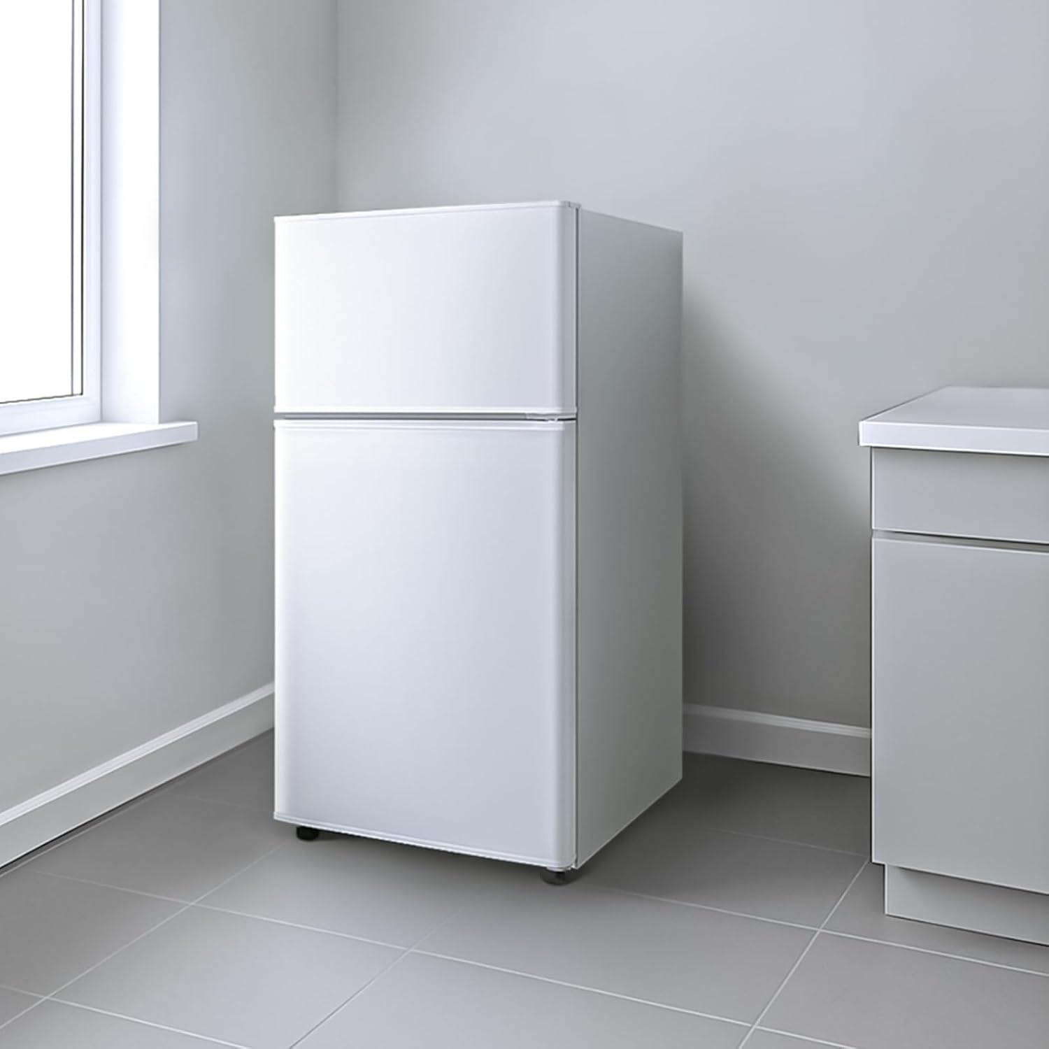 Amazon | 冷蔵庫 60L 一人暮らし 冷凍庫付き 家庭用 小型