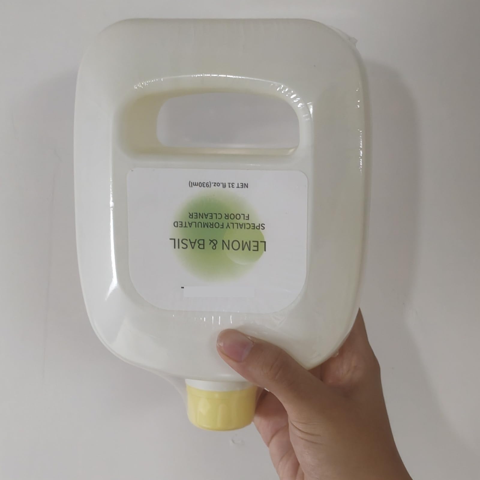 Liquido per la pulizia dei pavimenti。 Compatibile per Narwal Freo/Freo X Ultra/J4/J3/J2。 Profumato al Limone e Basilico 930ml, Soluzione Detergente Multi-Superficie(930mlx2)